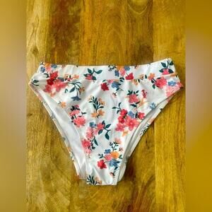 White Floral Bikini bottoms.  Size XL. New without tags!  NWOT!